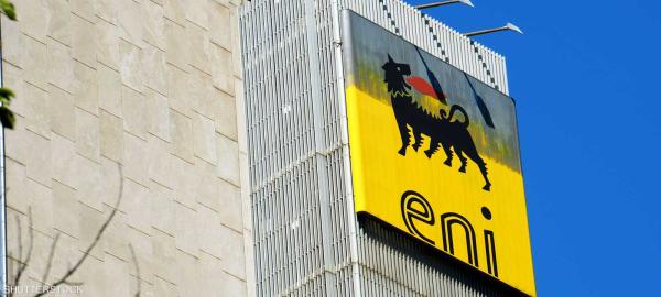 مصر وإيني تقولان إن سفينة حفر ستبدأ العمل في حقل غاز ظهر