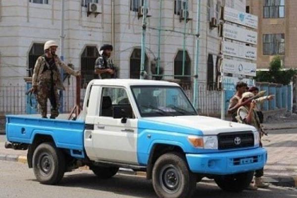 الشعيبي يوجه دعوة هامة لسكان عدن ويؤكد: لا تهاون مع الإرهابيين