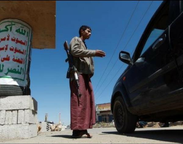 انتشار عصابات تقطع ونهب حوثية بين إب وتعز