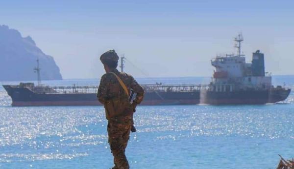"تعطيل الموانئ اليمنية" تخادم جديد بين "الحوثي والإخوان"