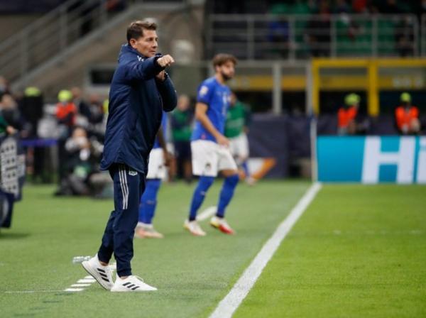 الإسباني خيسوس كاساس يقود العراق في  كأس آسيا 2023 ببوصلة برشلونة