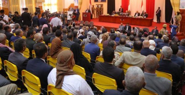 "نواب اليمن" يشيد بإدراج الحوثيين بالقائمة الأمريكية للإرهاب ويدعو الكونغرس وبرلمانات العالم لمساندة القرار