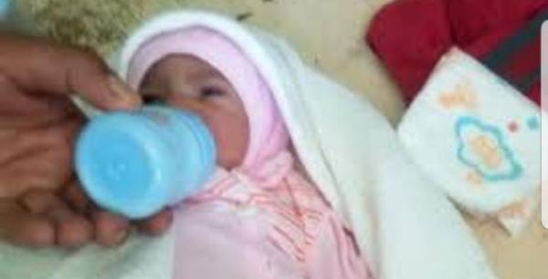 العثور على طفل رضيع مرمي بحي الجمهوري بتعز