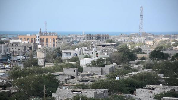 إزدهار وأمن وتنمية... المخا تشق طريقها نحو الأفضل