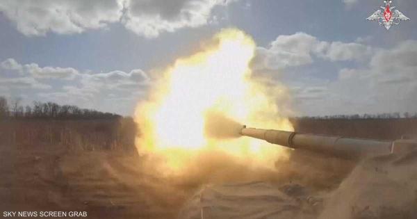 القوات الروسية تسيطر على بلدة وتقترب من السيطرة على أخرى في زابوريجيا