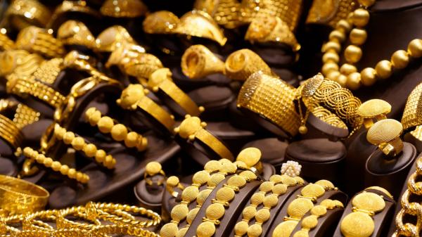 أسعار الذهب ترتفع إلى أعلى مستوى في 9 أشهر