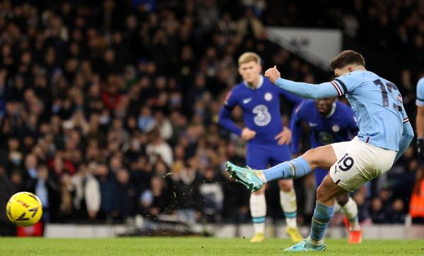  ديربي مانشستر وقمة لندن يخطفان الأضواء في جولة مثيرة بالدوري الإنجليزي