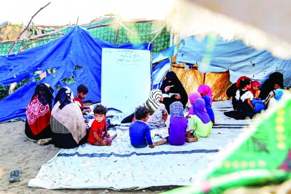 صحيفة تسلط الضوء على الحراك الدولي والإقليمي لإرساء هدنة جديدة في اليمن