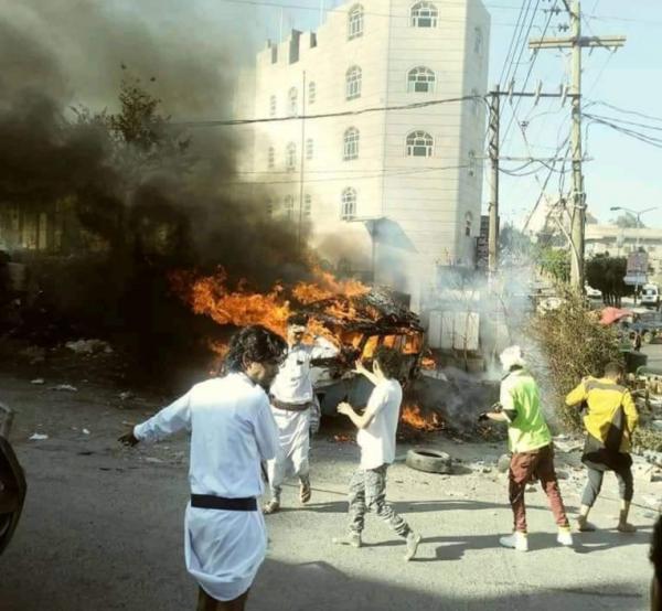 الثاني في اقل من شهر.. حريق يلتهم سوق سوداء للمشتقات النفطية في إب 