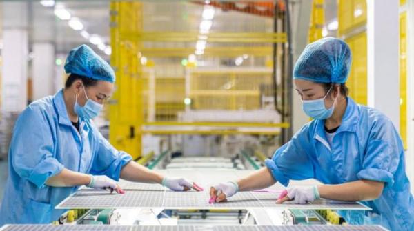 الاقتصاد الصيني ينمو بأبطأ وتيرة منذ 18 شهراً