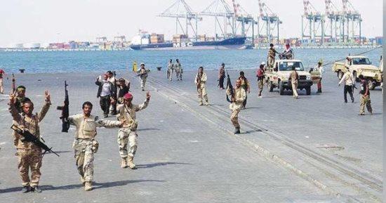 الحوثي يصر على عسكرة ميناء الحديدة