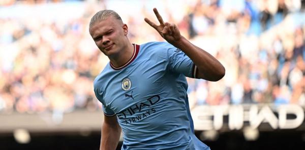 هالاند: تعلمت من ميسي وإبراهيموفيتش.. ولم أبدأ مسيرتي مهاجماً