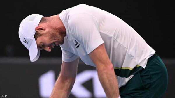 حكم يمنع اللاعب من استخدام الحمام أثناء المباراة