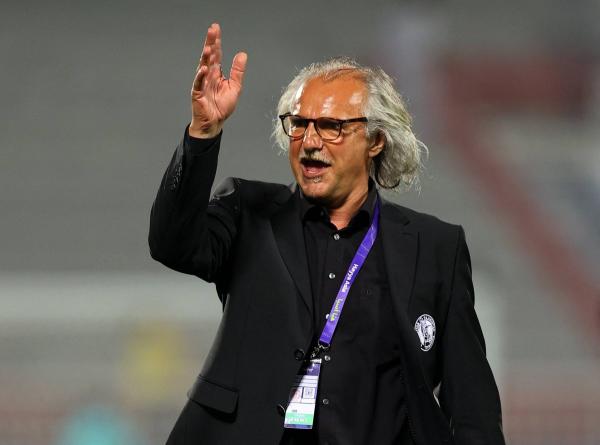 هل تكون مواجهة لبنان الأخيرة لطاجيكستان في «كأس آسيا»؟