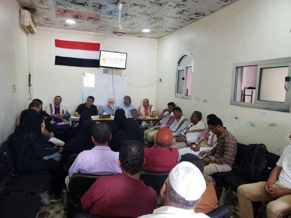 مناقشة احتياجات القطاع الصحي في المخا