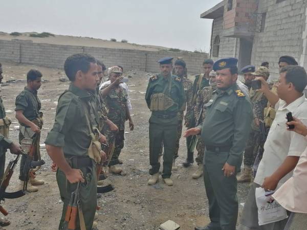 ‏العميد نجيب ورق يفتتح قسم شرطة مديرية الحوك في مدينة الحديدة - (صور)