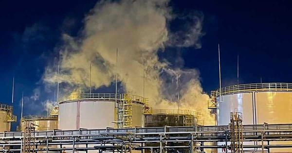 روسيا تعلن إسقاط 40 مسيّرة أوكرانية وإصابة شخص جراء حريق في منشأتين بكراسنودار