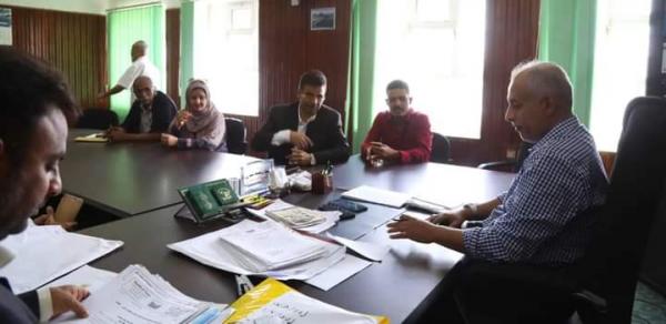 وفقاً لخطة تفعيل إذاعة عدن.. الحميدي والحسني يلتقيا بمدير  البريقة ويتفقدا محطة الإرسال في منطقة الحسوة