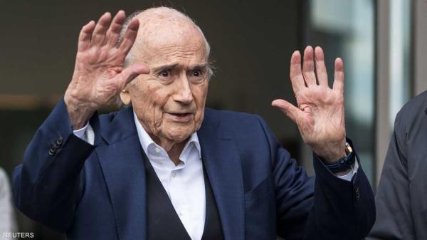 بلاتر يدعم دعوات مقاطعة كأس العالم 2026 في الولايات المتحدة بسبب سياسات ترامب