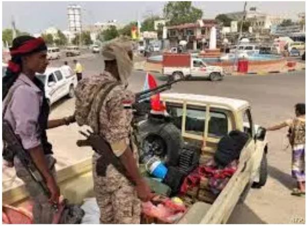 اختطاف ضابطين في العمالقة بأبين