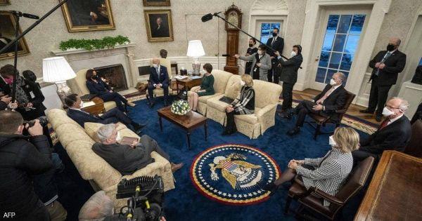 كورونا يجمع بايدن و"الجمهوريين العشرة".. وهذه النتيجة