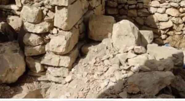 أمن أبين تقبض على متهم بالاعتداء على قلعة القارة التاريخية 