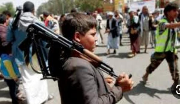 ومازال الحوثي يتخذ من الأطفال وقودا في جبهات القتال 