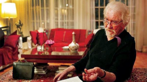 داريوش شايغان..الوجه الآخر لإيران