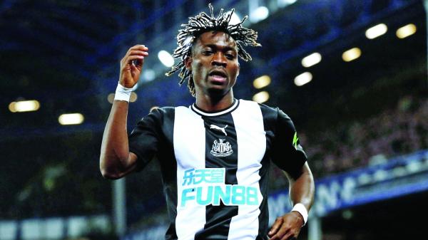 العثور على الغاني أتسو مصاباً وسط أنقاض زلزال تركيا