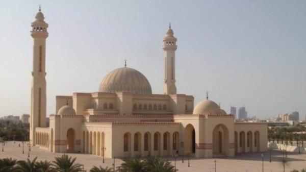البحرين تعلق كافة الصلوات في المساجد ابتداءً من هذا التاريخ