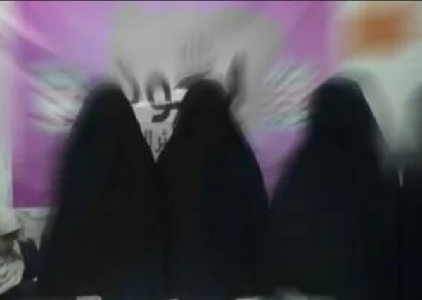 تعميم حوثي يلزم المدرسات  الكاشفات بلبس النقاب