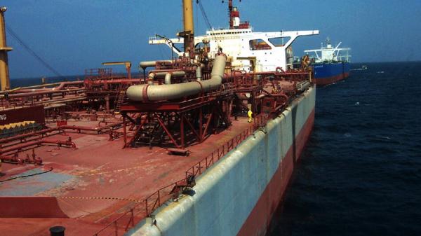 مارتن غريفيث: "اتفاق مبدئي" على نقل حمولة "صافر" لسفينة أخرى