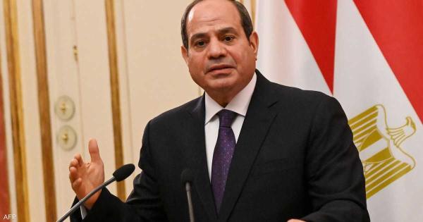 السيسي: إيرادات قناة السويس تراجعت بين 40 و50 بالمئة