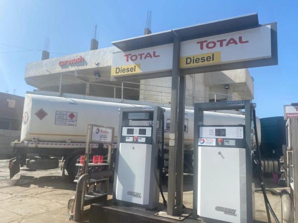 محطات النفط في إب تغلق أبوابها بسبب اعتداء مسلحين