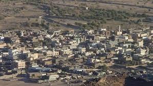 لغم ينفجر اثناء انتشال سيارة دمرتها ألغام الحوثي شمال مديرية حريب.