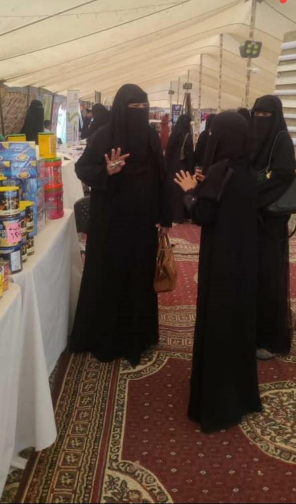 رئيس اتحاد نساء اليمن بحضرموت تشيد بالتجمع الرمضاني الشامل الأول بالمكلا