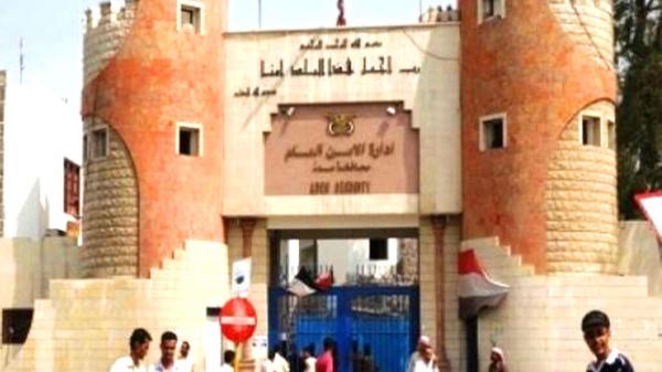 عمليات أمنية في عدن  والمحافظ يتعهد بالحفاظ على أراضي الاوقاف