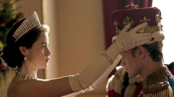 سرقة جواهر ثمينة مستخدمة في مسلسل عن العائلة المالكة البريطانية