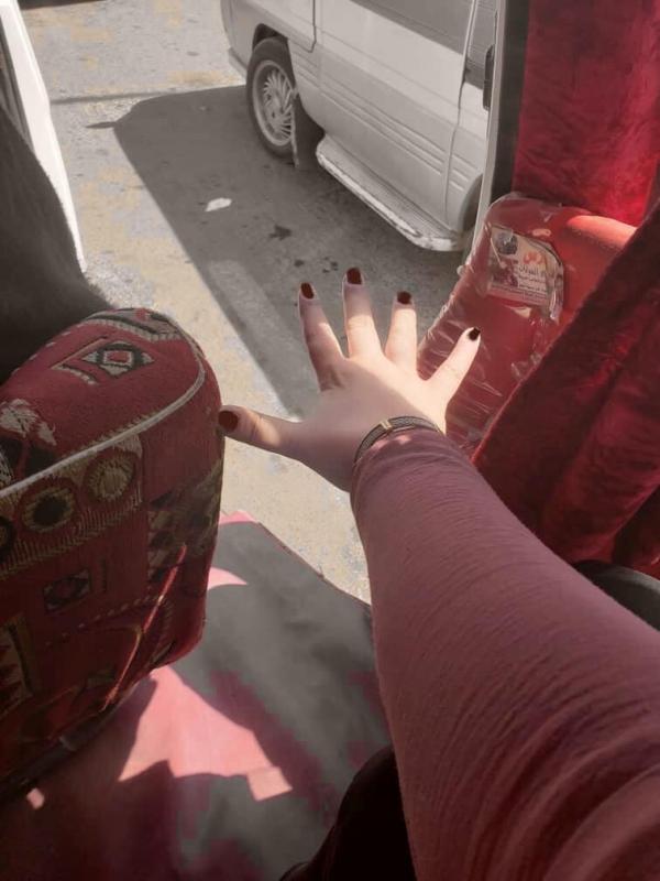 "باصات الحشمة".. آخر تقليعات الحوثيين ضد النساء 
