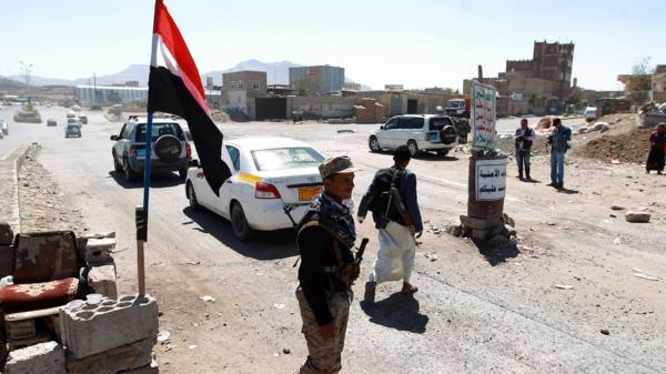 مليشيا الحوثي تستنفر في صنعاء وتنتشر في الشوارع