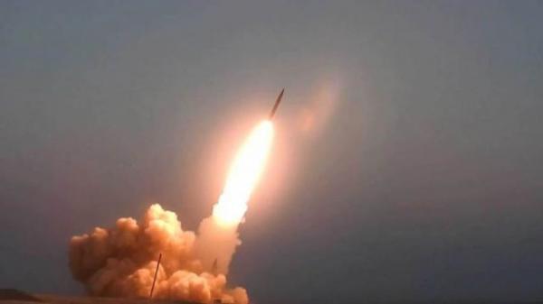 الميليشيا تقصف جنوب مأرب بصاروخ باليستي
