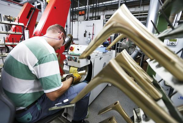 تسارع نشاط الشركات في منطقة اليورو بأعلى مستوى في 8 أشهر