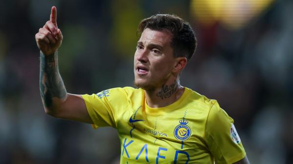 موقف "محرج" لأوتافيو خلال مباراة النصر والعين في دوري أبطال آسيا.. ومتابعون يعلقون