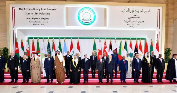 القمة العربية تعتمد خطة مصر لإعادة إعمار غزة