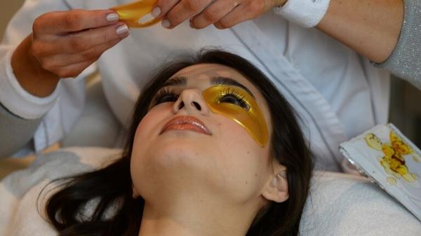 السر يكمن خلف الكولاجين.. كيف تحافظ عليه؟