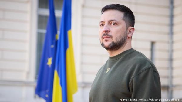 زيلينسكي يحذر من مغبة سيطرة القوات الروسية على باخموت