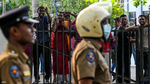 خطوة صينية تقرب سريلانكا من حزمة إنقاذ صندوق النقد