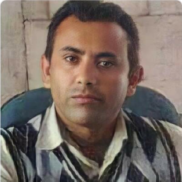 اللهم لا حسد صحفي يتسال كيف اصبح اياد معين عبدالملك من الاثريا في اليمن وعمره لا يتجاوز 18 سنة .