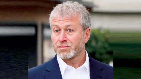 هل يقف قرار تجميد أموال أبراموفيتش ضد بيع نادي تشيلسي؟