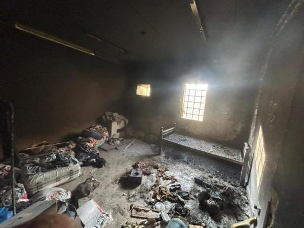 شاحن هاتف يحرق منزلاً في السعودية